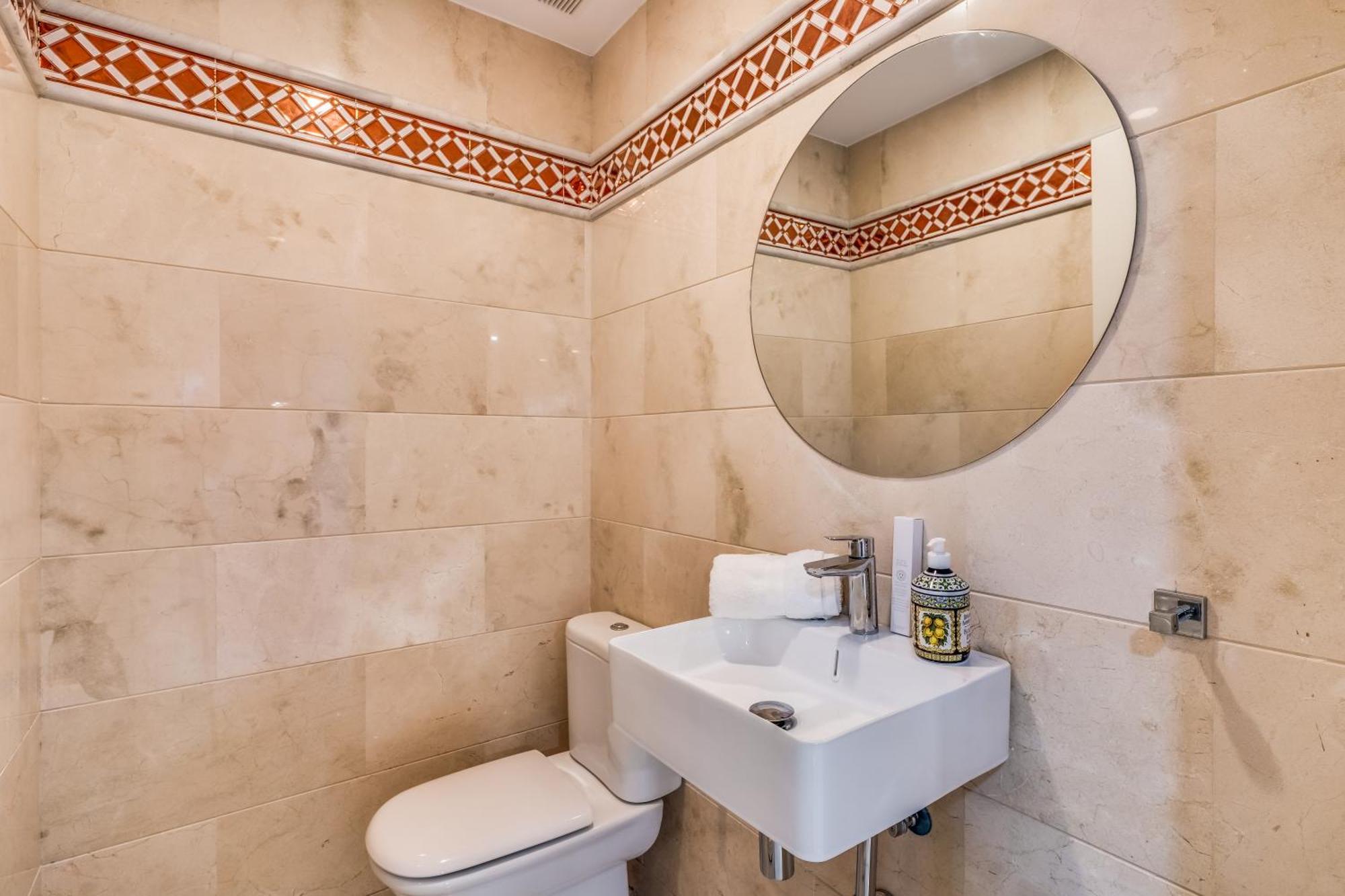 Molo Residences Boutique Apartments & Spa Марбеля Екстериор снимка