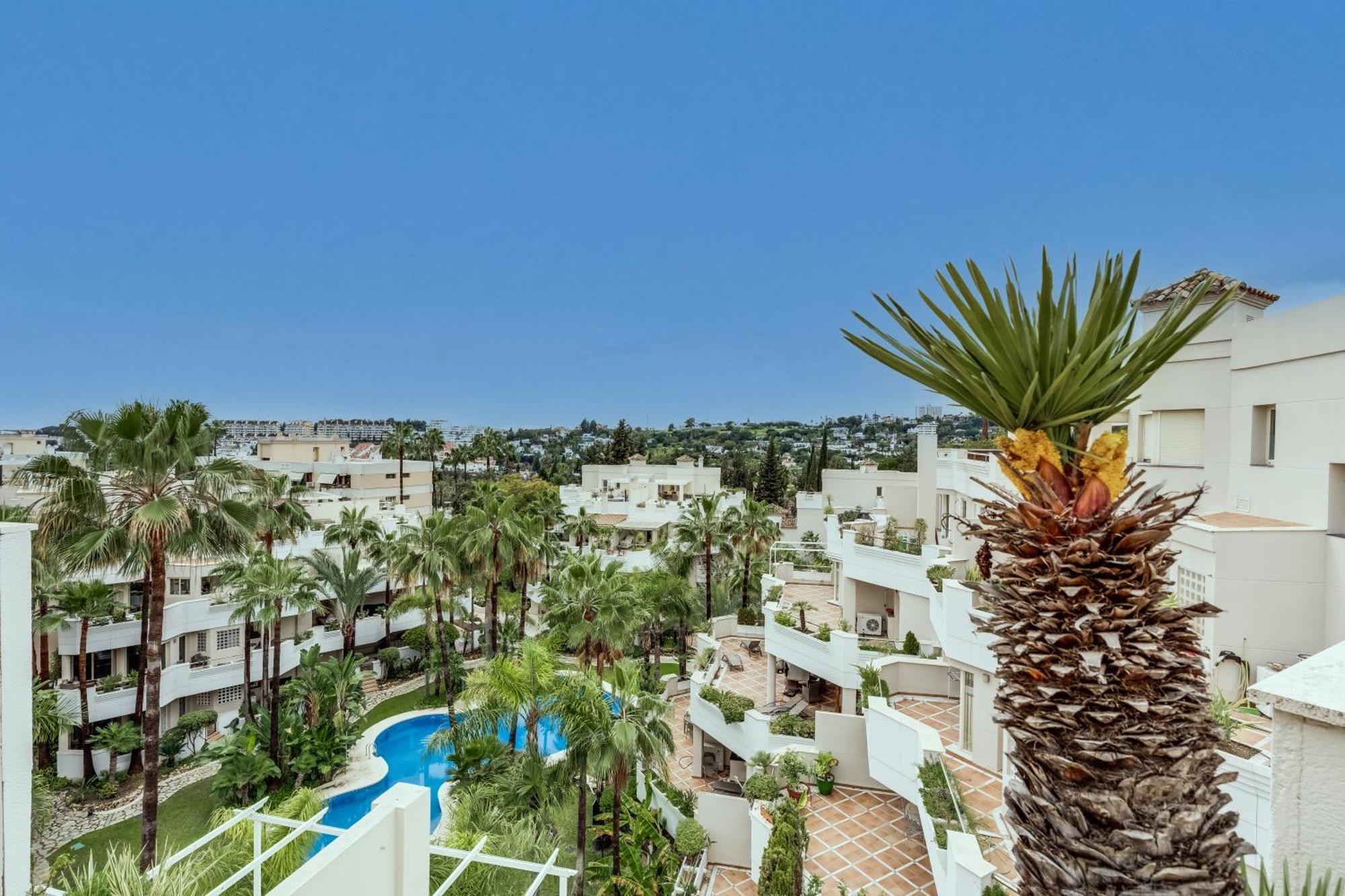 Molo Residences Boutique Apartments & Spa Марбеля Екстериор снимка