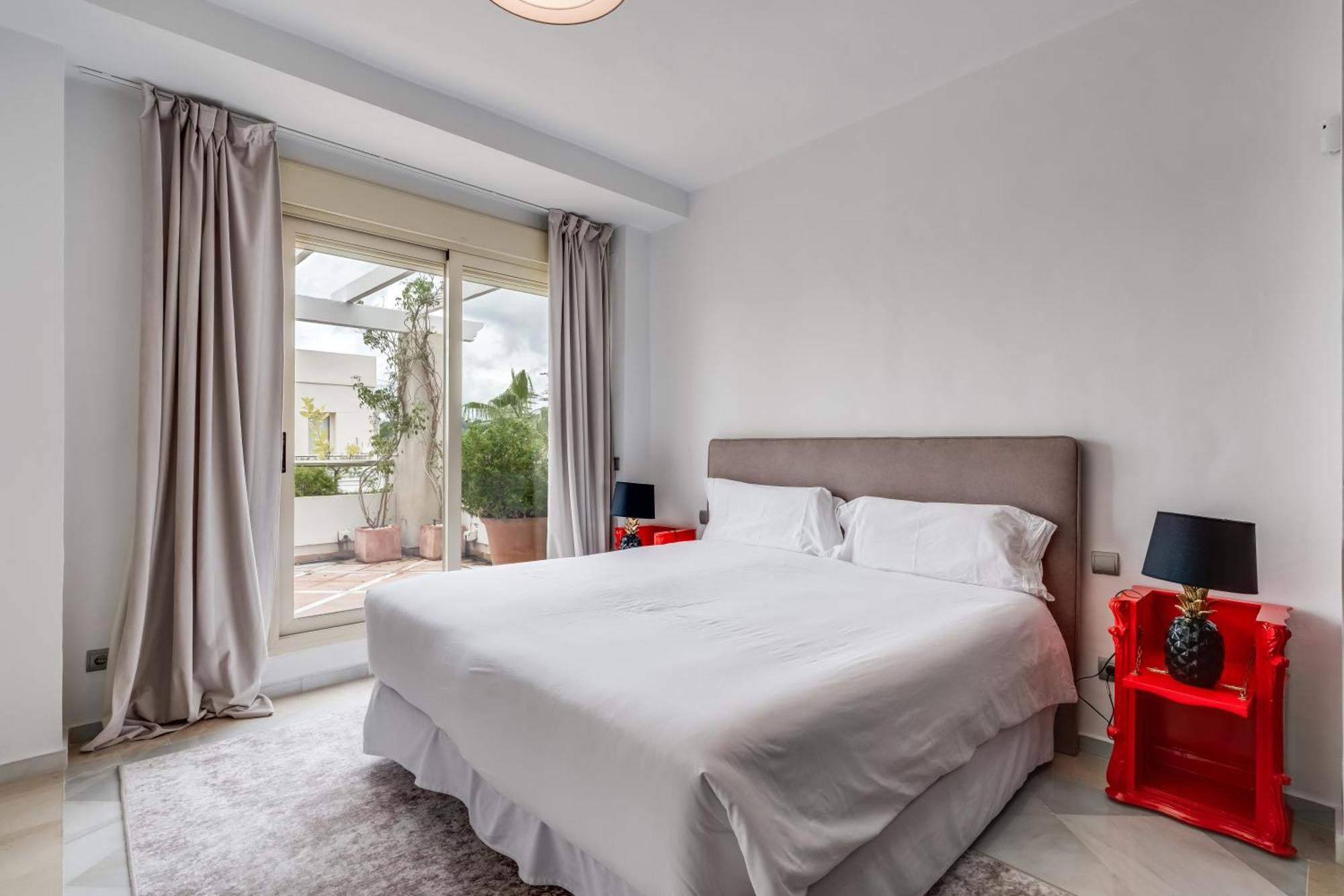 Molo Residences Boutique Apartments & Spa Марбеля Екстериор снимка